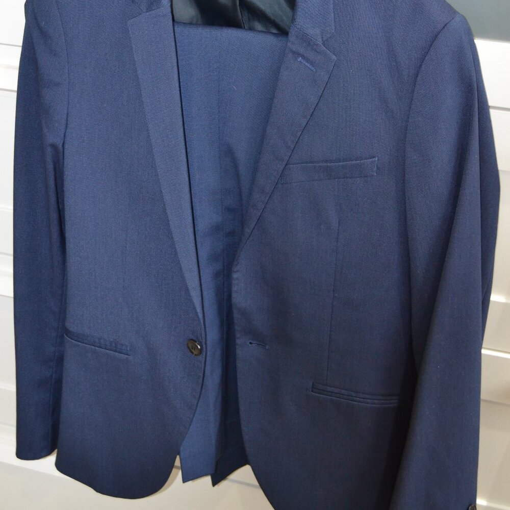 Black and Blue Super Skinny HM Suits